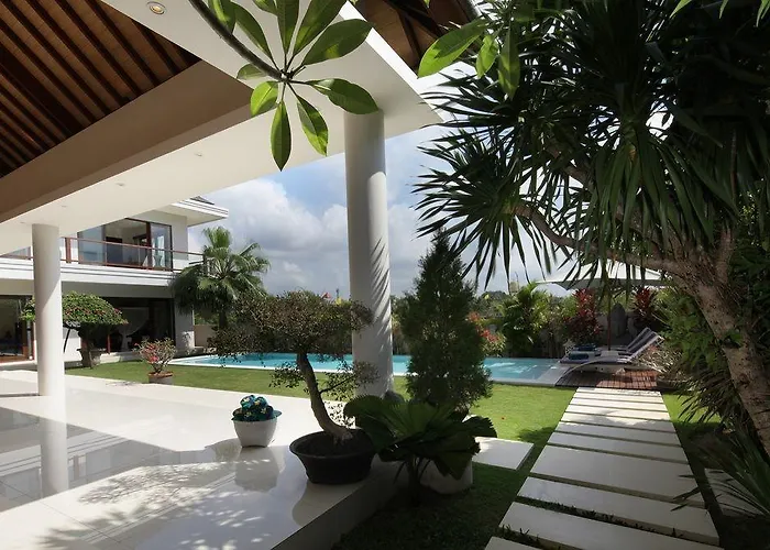 Hotel Oshan Villas Bali 4*